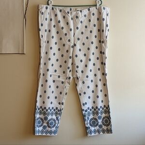 Patterned White JJill Stretchy Pants